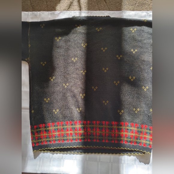 Vintage Holiday Time Christmas Sweater Extra Large or Oversized for any body. - Picture 2 of 7